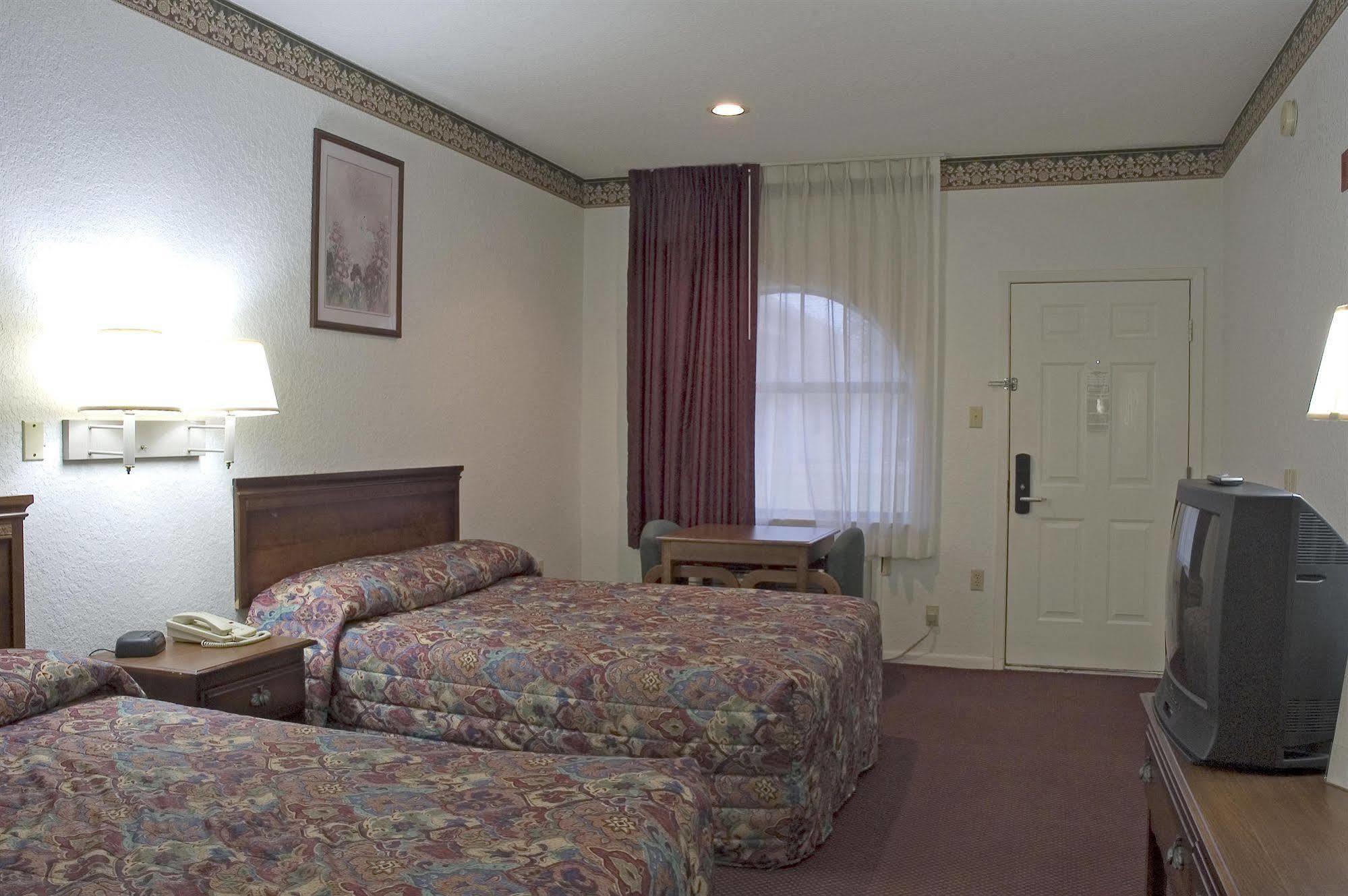 יוסטון Budget Host Hempstead Inn Brookhollow/Energy Corridor מראה חיצוני תמונה