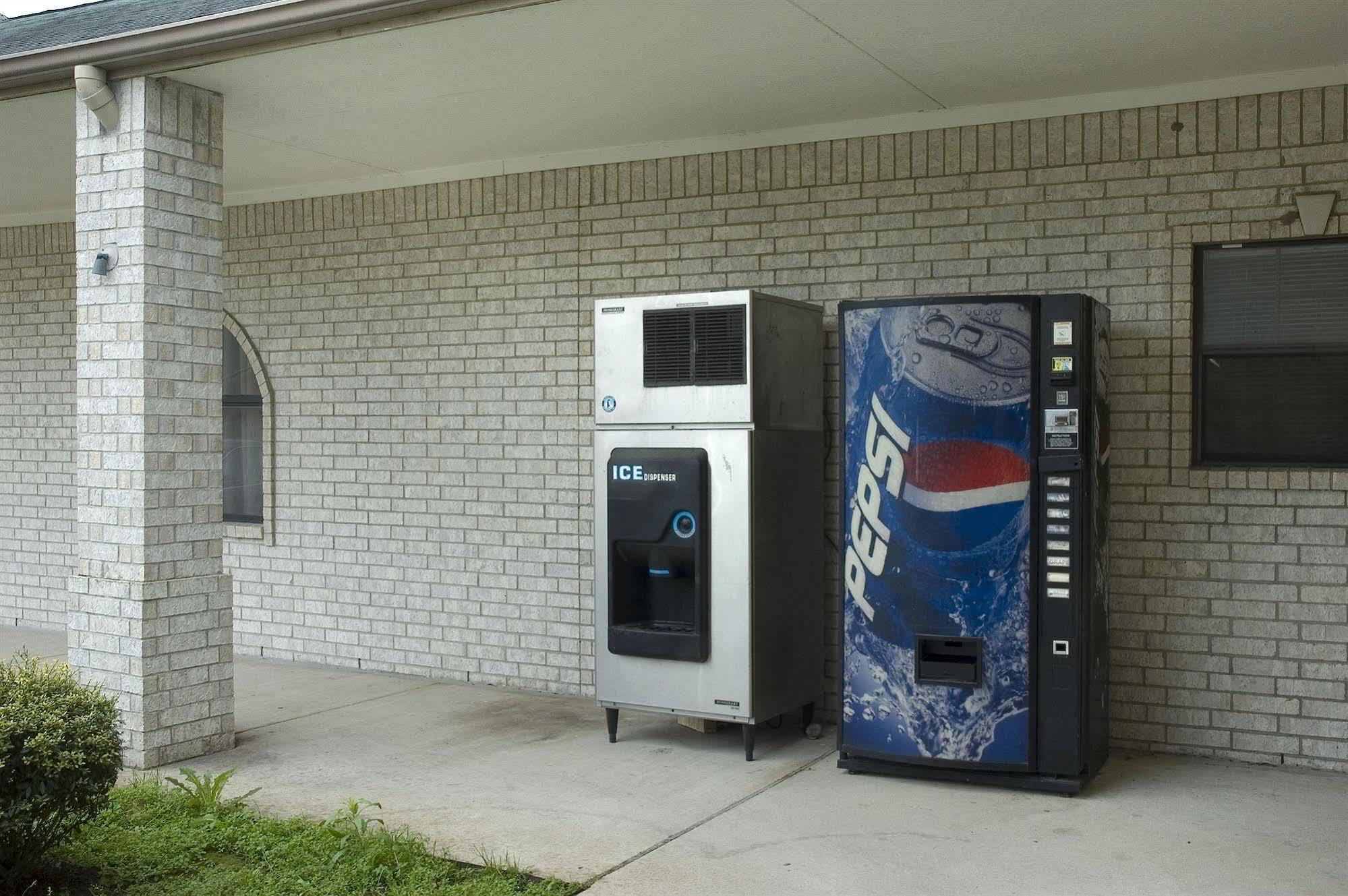 יוסטון Budget Host Hempstead Inn Brookhollow/Energy Corridor מראה חיצוני תמונה